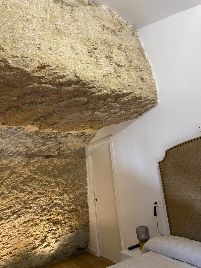 فيلا Casa Cueva “El Refugio En La Cueva” Setenil De Las Bodegas المظهر الخارجي الصورة
